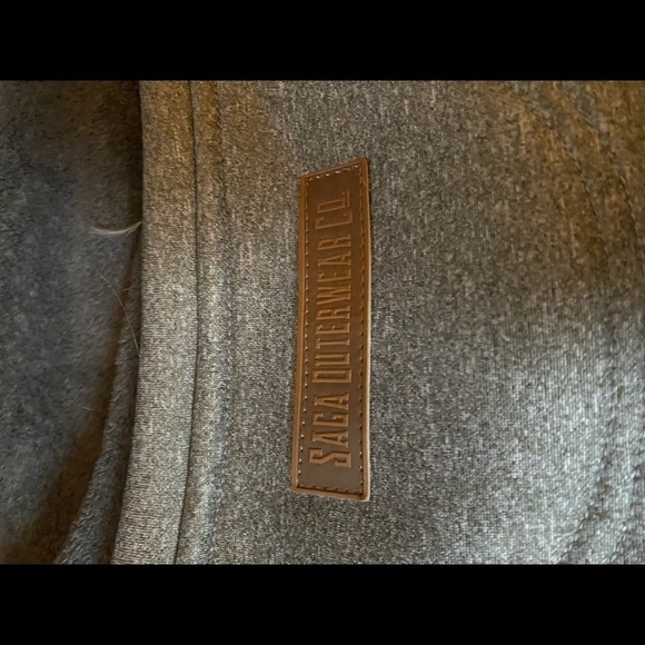 MEN'S Aztec Sweatshirt - Picture 8 of 9